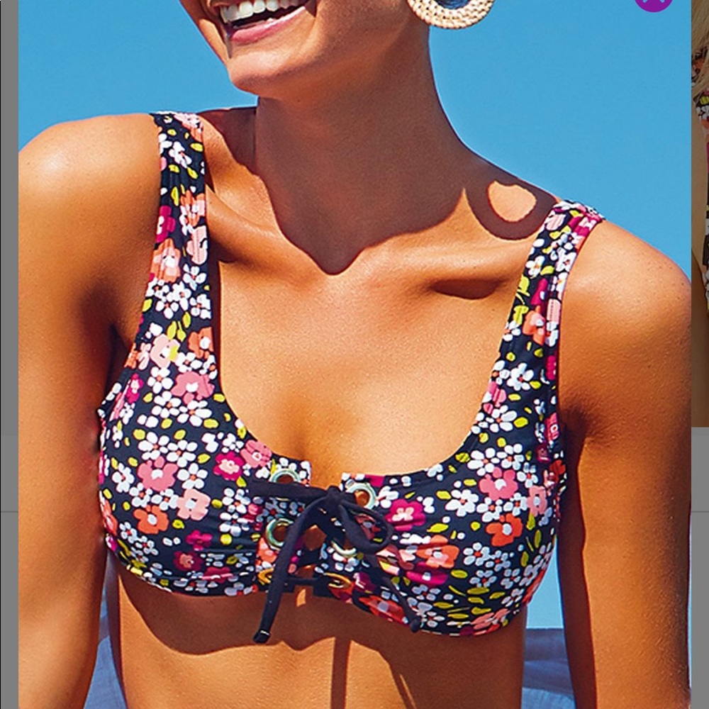 COLE of CA  bikini top  - BLK - pink floral.